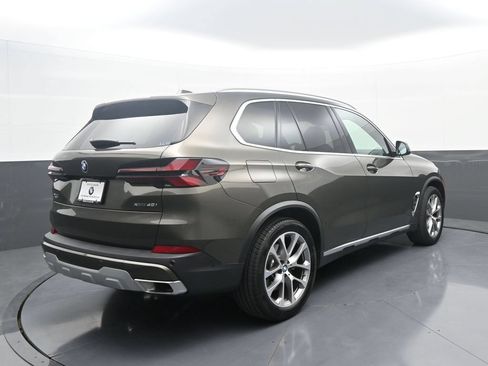 Used 2026 BMW X5 xDrive40i w/ Premium Package AWD/4WD image 7