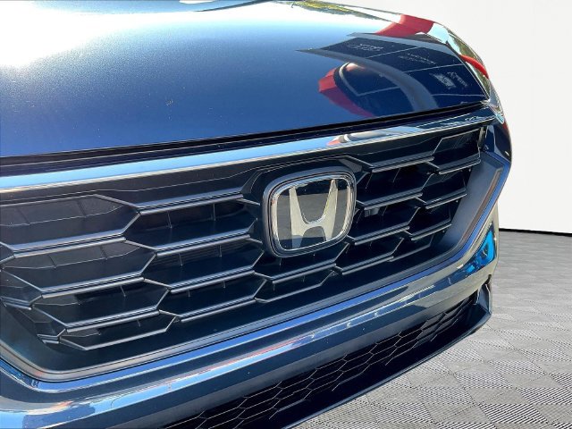 Used 2025 Honda CR-V LX image 33
