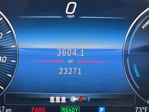 Used 2024 Mercedes-Benz GLE 450e 4MATIC image 26