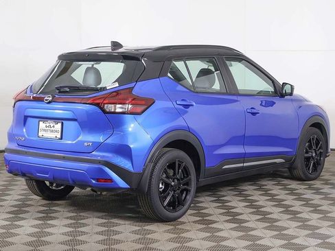 Used 2023 Nissan Kicks SR w/ SR Premium Package FWD image 10