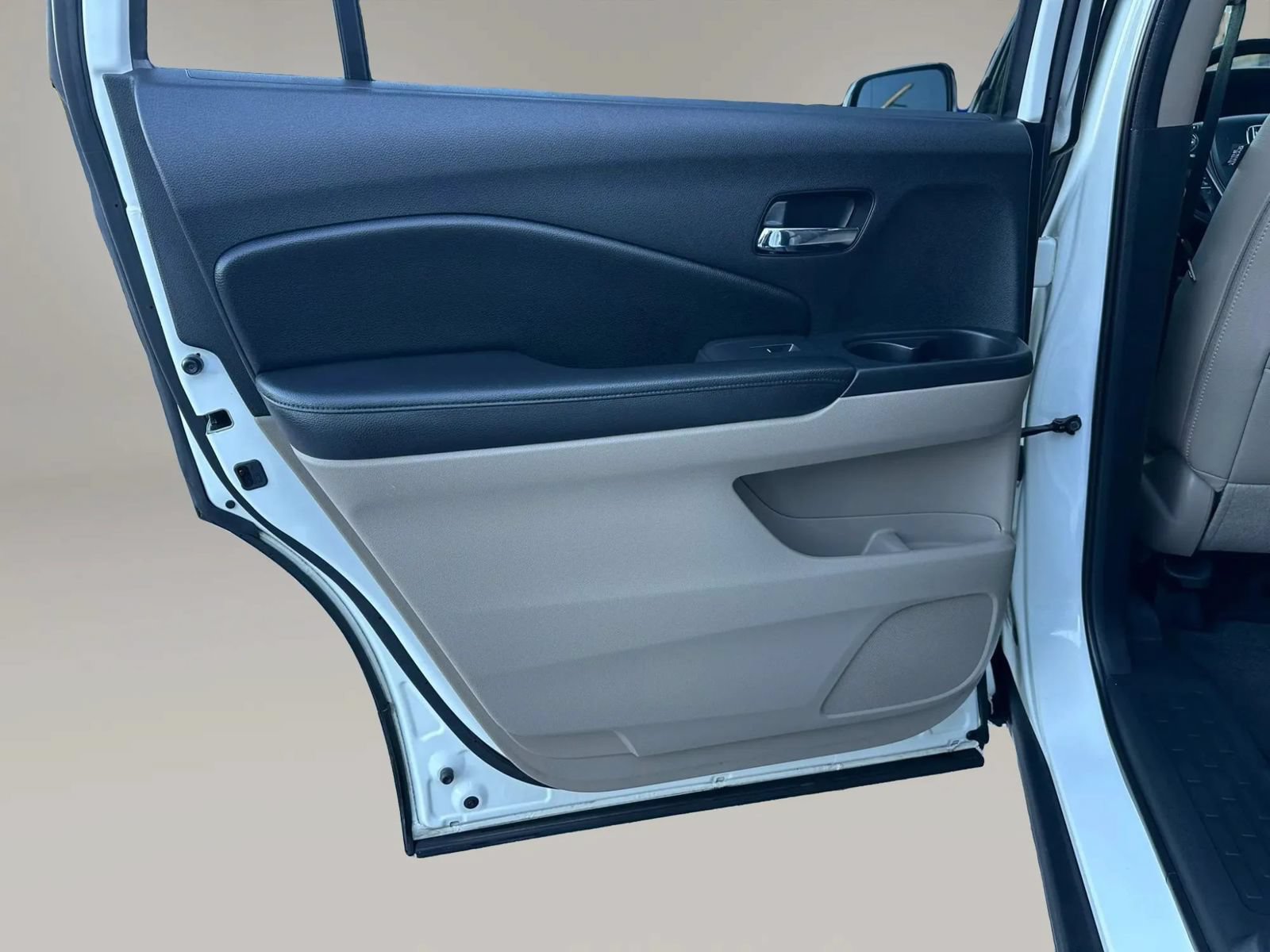 Used 2016 Honda Pilot EX-L image 18