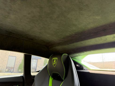 Used 2023 Lamborghini Huracan Tecnica image 37