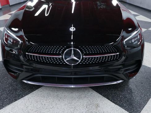 Used 2021 Mercedes-Benz E 350 Sedan image 4