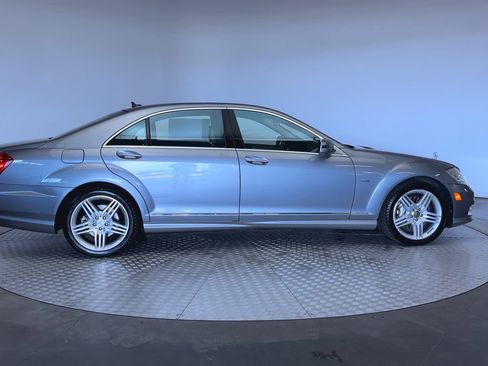 Used 2012 Mercedes-Benz S 550 4MATIC image 9