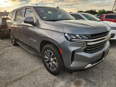 Used 2022 Chevrolet Suburban LT w/ Luxury Package