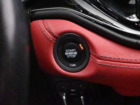 Used 2022 Dodge Durango R/T image 38