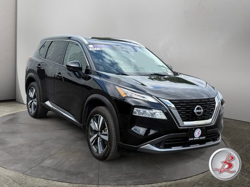 Used 2023 Nissan Rogue SL AWD/4WD image 1