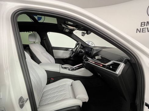 Used 2024 BMW X6 M60i AWD/4WD image 24