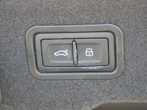 Used 2023 Audi S8 w/ S8 Comfort Plus Package image 25