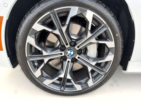 Used 2026 BMW 330i Sedan w/ Premium Package RWD image 12