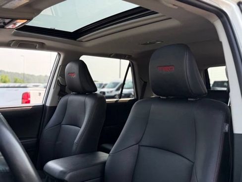 Used 2023 Toyota 4Runner TRD Off-Road Premium w/ Off Road Premium Plus Package AWD/4WD image 15