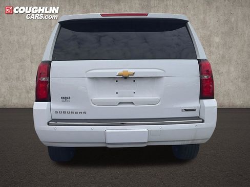 Used 2018 Chevrolet Suburban Premier AWD/4WD image 5