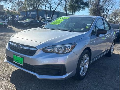 Used 2023 Subaru Impreza 2.0i image 3