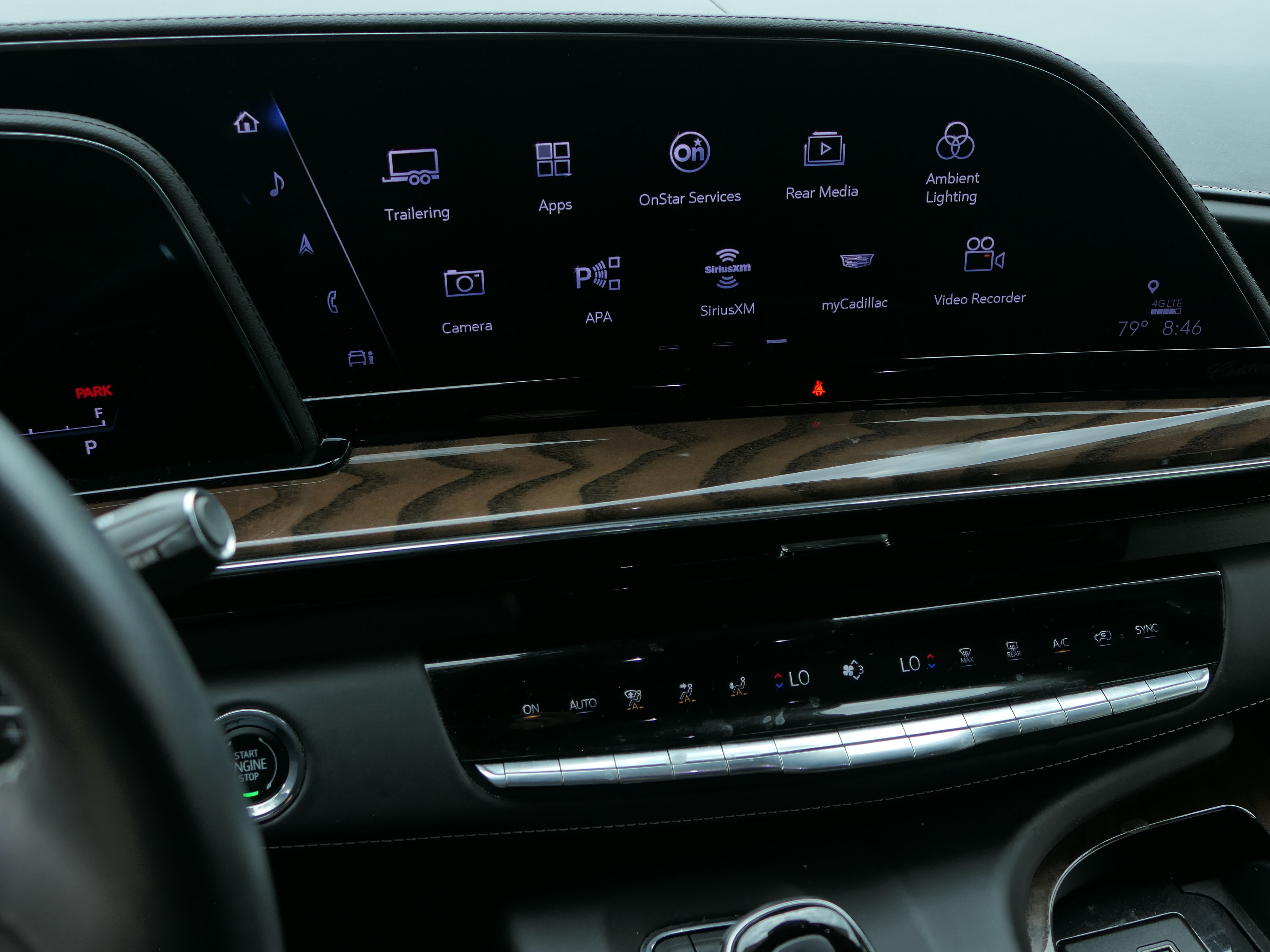 Certified 2023 Cadillac Escalade Premium Luxury Platinum AWD/4WD image 18