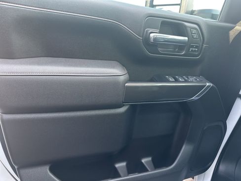 Used 2023 GMC Sierra 3500 AT4 w/ Driver Alert Package I image 10