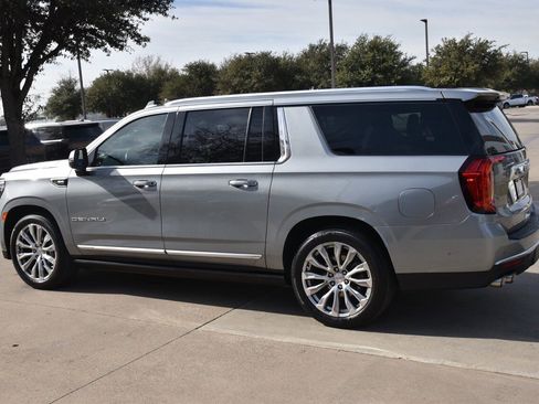 Used 2023 GMC Yukon XL Denali w/ Denali Reserve Package image 11