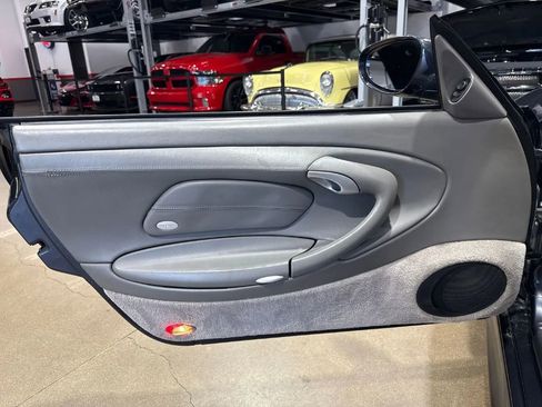 Used 2004 Porsche 911 Carrera image 16