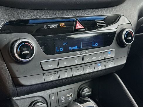 Used 2021 Hyundai Tucson Limited w/ Cargo Package FWD image 23