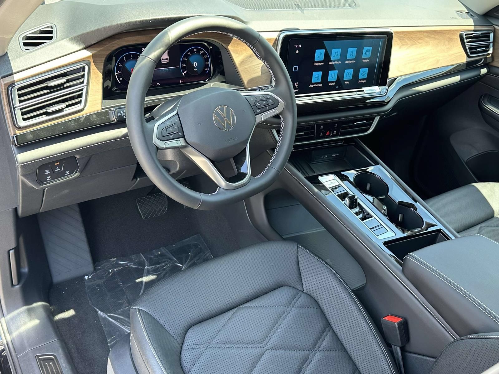 New 2026 Volkswagen Atlas SE AWD/4WD image 10