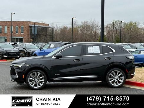 Used 2022 Buick Envision Avenir w/ Technology Package II FWD image 4