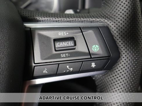 New 2026 Mitsubishi Outlander SE image 5