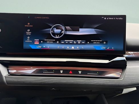 New 2027 BMW i5 eDrive40 w/ Premium Package RWD image 18