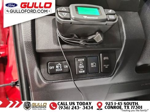 Used 2019 Toyota Tacoma TRD Off-Road image 21