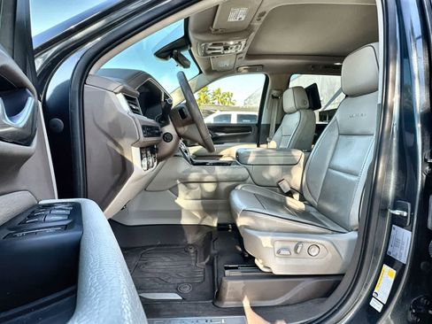 Used 2021 GMC Yukon Denali w/ Denali Ultimate Package image 11