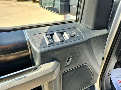 Used 2018 Ford F150 Raptor AWD/4WD image 19