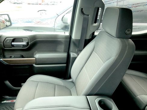 Used 2022 Chevrolet Silverado 1500 RST image 22