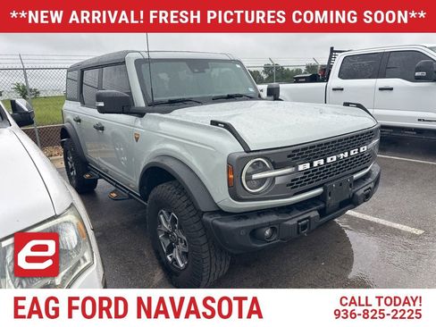 Used 2023 Ford Bronco Badlands AWD/4WD image 1