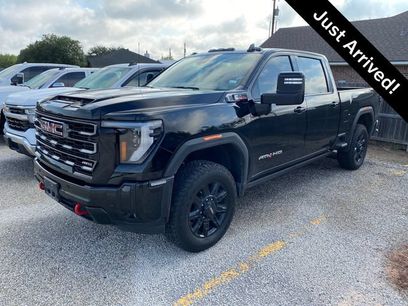 Used 2025 GMC Sierra 2500 AT4 w/ AT4 Premium Plus Package