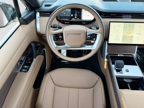 New 2026 Land Rover Range Rover SE AWD/4WD image 17