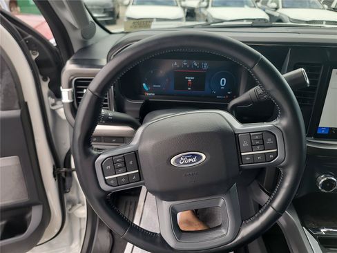Certified 2023 Ford F250 Lariat w/ Chrome Package AWD/4WD image 16
