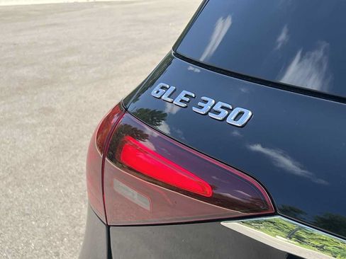 Used 2024 Mercedes-Benz GLE 350 4MATIC image 24