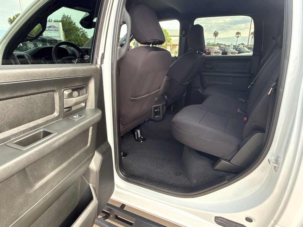 Used 2024 RAM 3500 Tradesman w/ Towing Technology Group AWD/4WD image 15