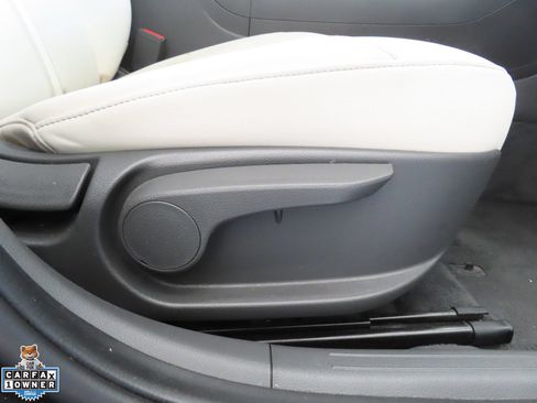 Used 2025 Hyundai Sonata SEL FWD image 10