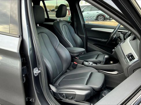 Used 2019 BMW X1 xDrive28i w/ M Sport Package image 10