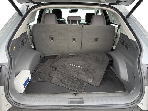 Used 2024 Hyundai Ioniq 5 SEL image 17