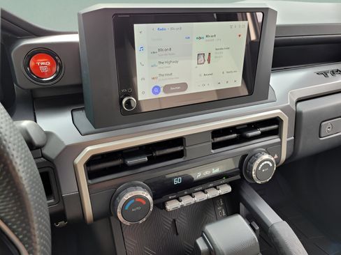 Used 2024 Toyota Tacoma TRD Sport image 20