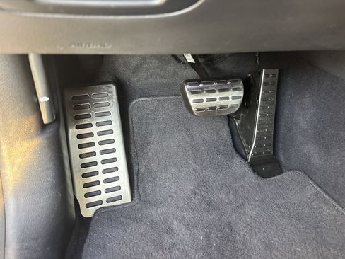 Used 2019 Genesis G80 3.3T Sport image 18