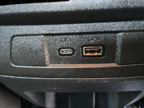 Used 2024 Chevrolet Colorado ZR2 w/ ZR2 Convenience Package III AWD/4WD image 36