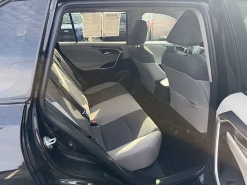 Used 2023 Toyota RAV4 XLE w/ Convenience Package image 11