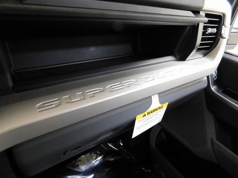 New 2026 Ford F350 XLT w/ FX4 Off-Road Package image 16