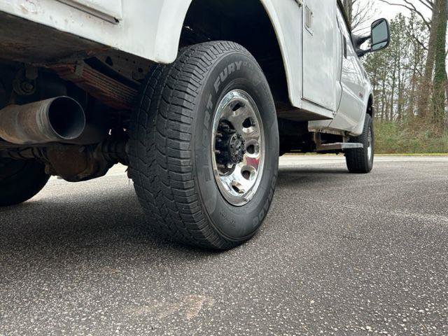 Used 2004 Ford F350 XL AWD/4WD image 24