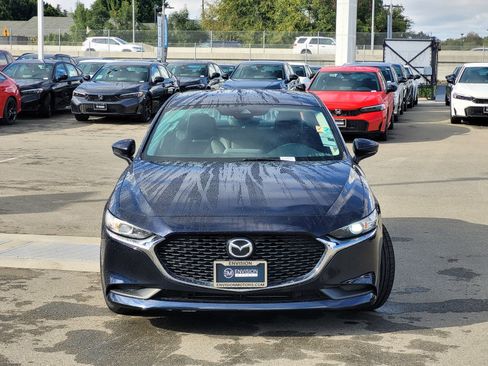 Used 2020 MAZDA MAZDA3 Sedan w/ Select Package image 2