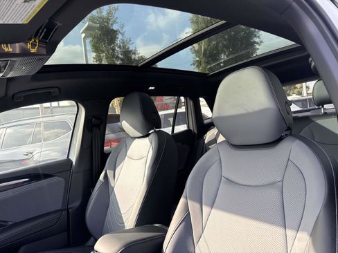 New 2026 Volkswagen Tiguan SE R-Line image 15