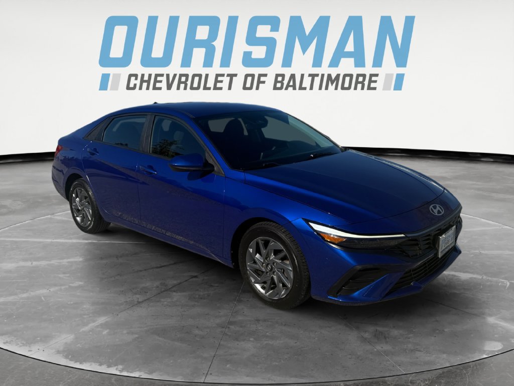 Used 2024 Hyundai Elantra SEL FWD image 1