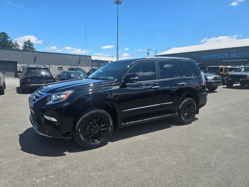 Used 2018 Lexus GX 460 Premium AWD/4WD image 3