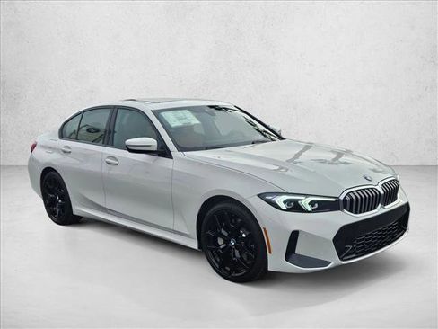 New 2026 BMW 330i Sedan w/ M Sport Package image 7